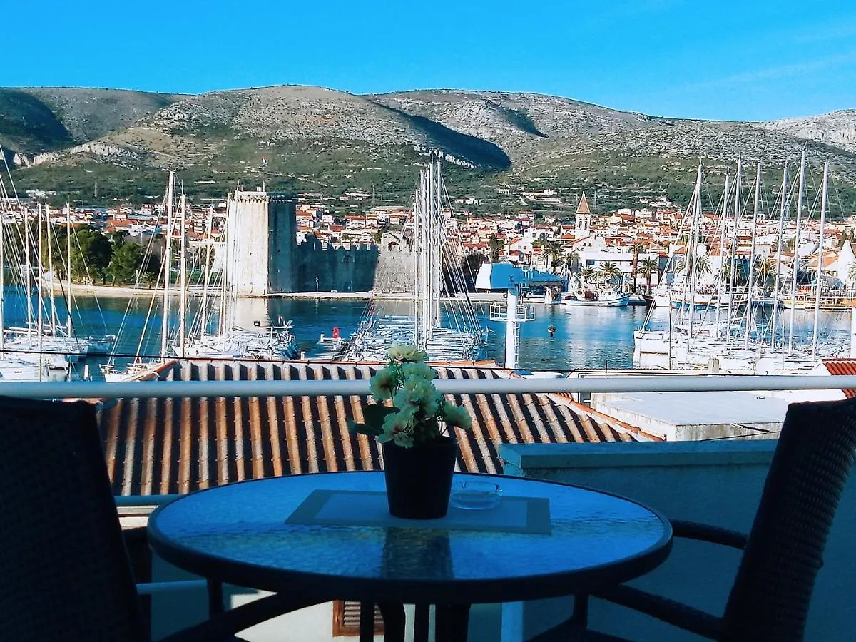 Villa Angel Trogir 0*,  Chorvatsko
